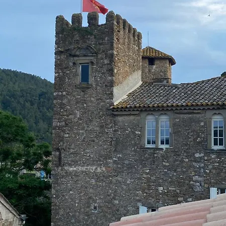 Semesterbostad La Maisonnette D'agel *