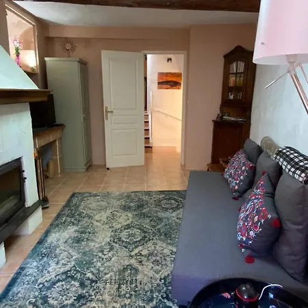 Semesterbostad La Maisonnette D'agel